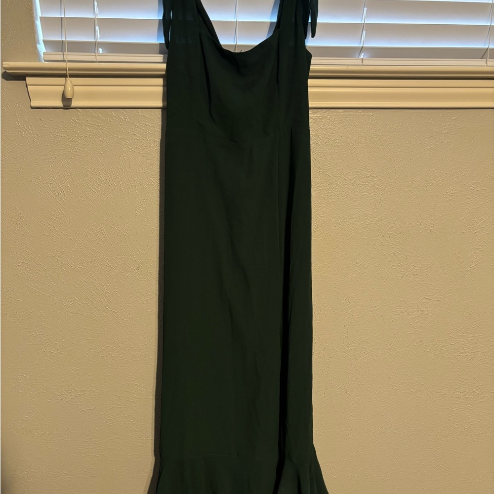 Elegant Dark Green Sleeveless Dress Lulu’s size small NWOT
